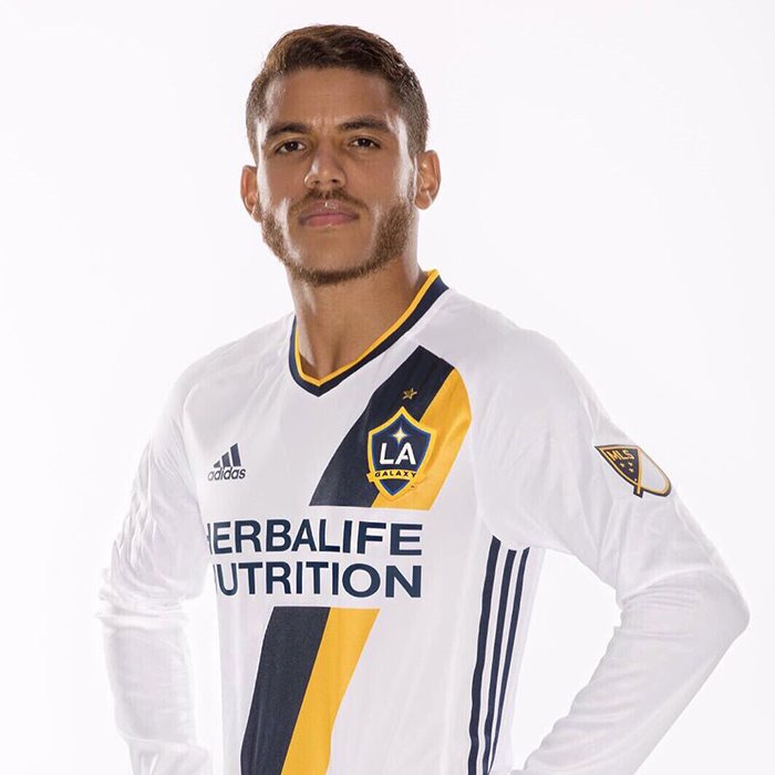 CJ dos Santos